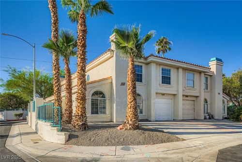8005 Sandmark Dr, Las Vegas, NV, 89145-5501 | Card Image