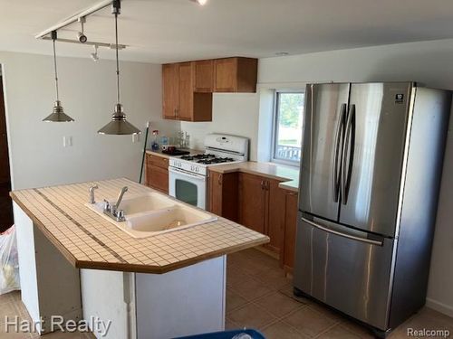 4211 Watson Rd, Marlette, MI, 48453-9346 | Card Image