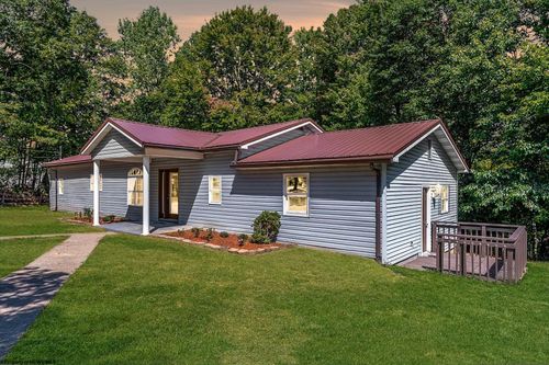 104 Mountainview Rd, Morgantown, WV, 26508-3886 | Card Image