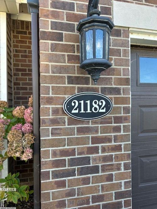 21182 Lilac Ln, Clinton Township, MI, 48036-5012 | Card Image