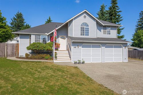 18 E Intercity Ave, Everett, WA, 98208 | Card Image