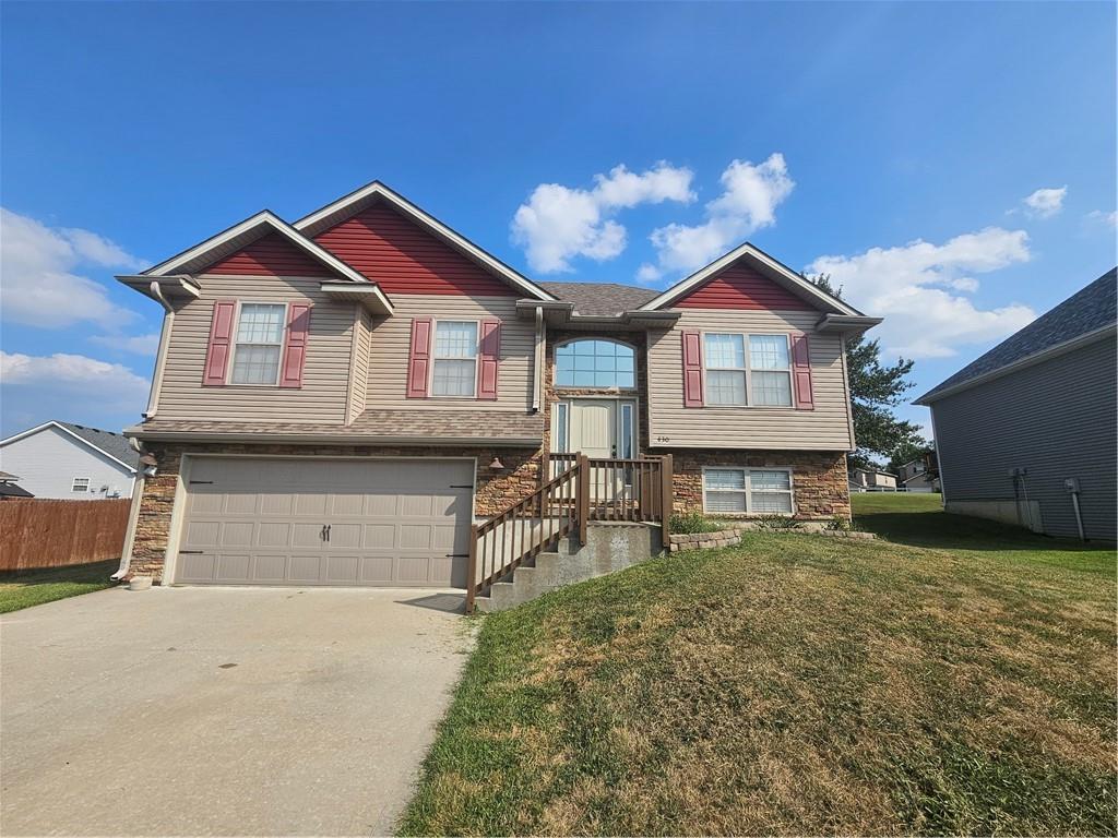 Poplar St, Warrensburg, MO 64093