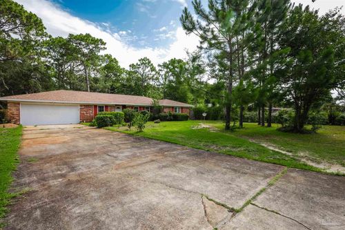 81 Country Club Rd, Shalimar, FL, 32579-1610 | Card Image