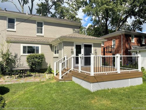 906 Putney St, Birmingham, MI, 48009-5685 | Card Image