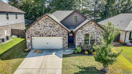 147 Fernhill Dr Nw, Madison, AL, 35757-4500 | Card Image
