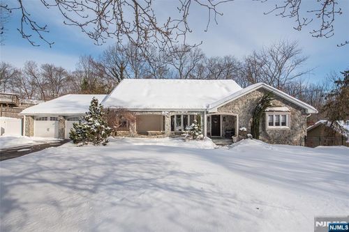 69 Buena Vista Dr, Ringwood, NJ, 07456-2006 | Card Image