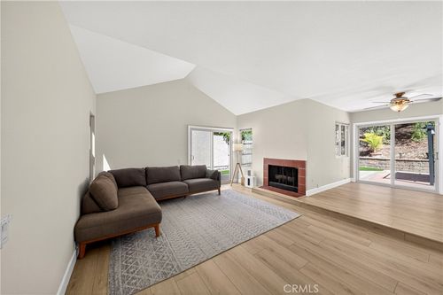 10728 Portobelo Dr, San Diego, CA, 92124-1120 | Card Image