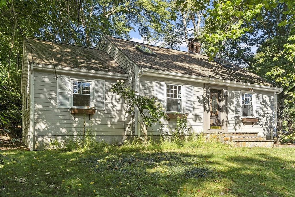 Pleasant St, Northborough, MA 01532