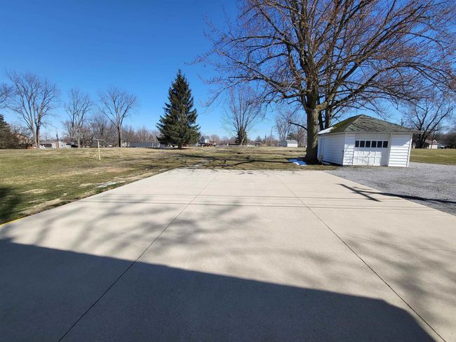 426 N Line St, House other with 3 bedrooms, 1 bathrooms and null parking in Churubusco IN | Image 36