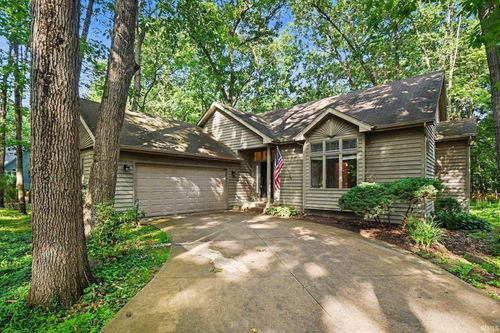 51171 Streamwood Drive, Granger, IN, 46530-7839 | Card Image