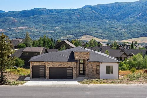 5713 E Elkhorn Dr, Eden, UT, 84310-9565 | Card Image