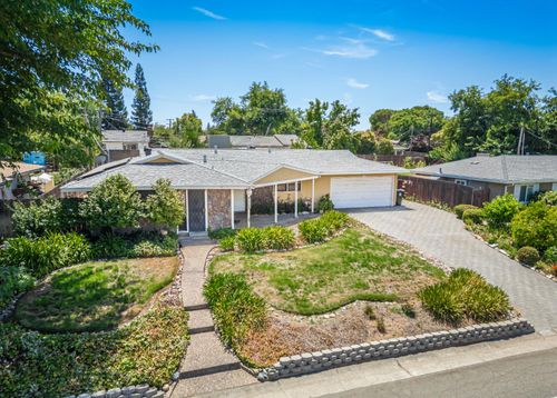 7136 Calvin Dr, Citrus Heights, CA, 95621-2804 | Card Image