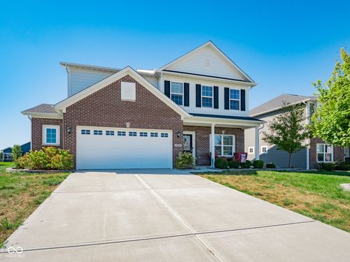 15745 Matthews Ln, Noblesville, IN, 46060-9207 | Card Image