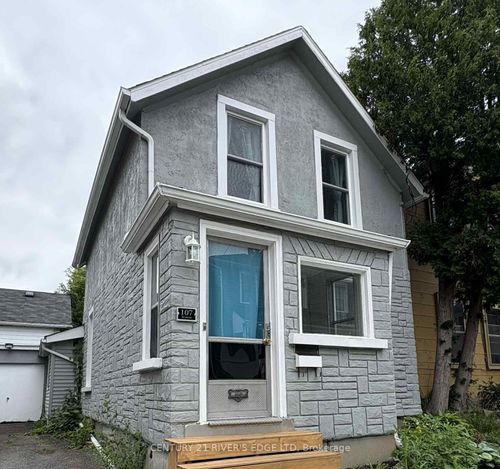 107 Bethune St, Brockville, ON, K6V2E5 | Card Image