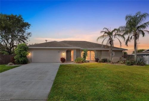 3902 Se 2nd Pl, Cape Coral, FL, 33904-4864 | Card Image