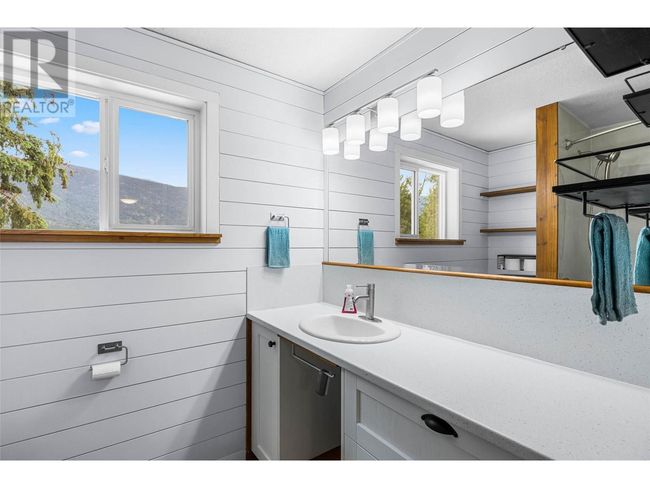 7398 Yellowhead Highway, House other with 3 bedrooms, 1 bathrooms and null parking in Darfield BC | Image 17
