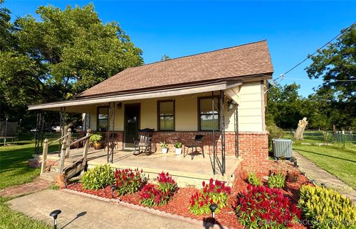 17405 Garnett Rd, Bixby, OK, 74008-6515 | Card Image