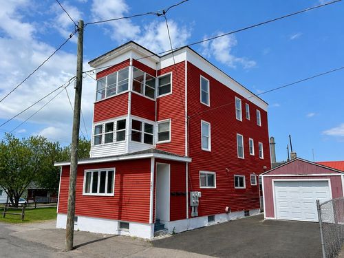 107 Strafford Street, Berlin, NH, 03570 | Card Image