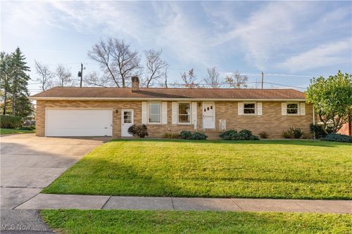 1826 Edmar Street, Louisville, OH, 44641 | Card Image