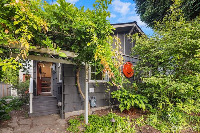 4512 35 Th Ave W, House other with 3 bedrooms, 2 bathrooms and null parking in Seattle WA | Image 32