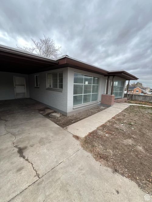 220 S 100 E, Tooele, UT, 84074 | Card Image