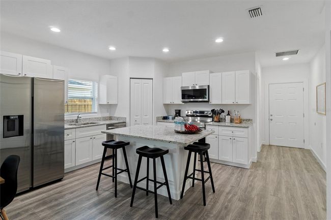 1432 19 Th St S, House other with 3 bedrooms, 2 bathrooms and null parking in St Petersburg FL | Image 11