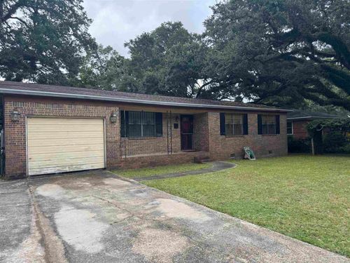 1210 E Maxwell St, Pensacola, FL, 32503 | Card Image