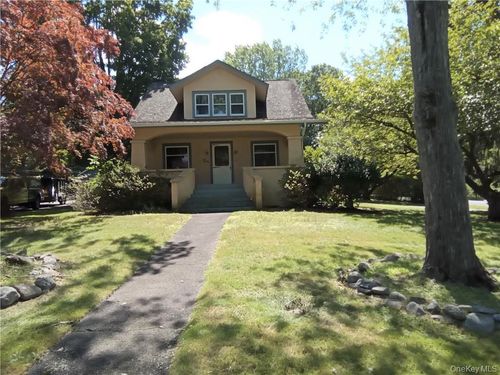 25 Van Orden Ave, Suffern, NY, 10901-6326 | Card Image