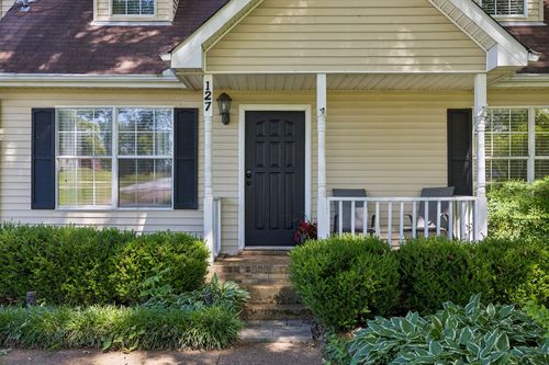 127 Deer Point Rd, Unionville, TN, 37180-8691 | Card Image