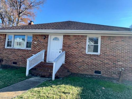 1077 Kittrell St, Norfolk, VA, 23513-1841 | Card Image