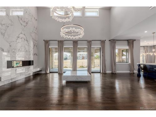 8017 S Valleyhead Way, Aurora, CO, 80016-7335 | Card Image