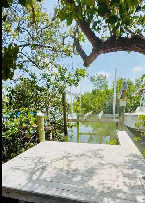 10-8301 Marina Dr, HOLMES BEACH, FL, 34217-1070 | Card Image