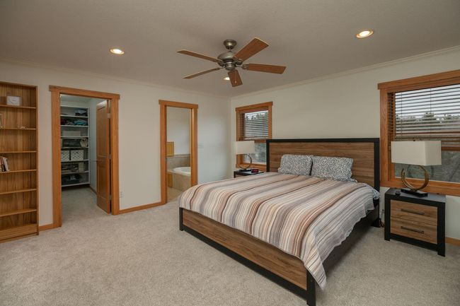22-web-or-mls-22-Primary Bedroom.jpg | Image 22