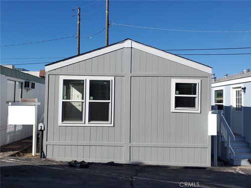 spc-3-8100 Foothill Blvd, Sunland, CA, 91040-2990 | Card Image