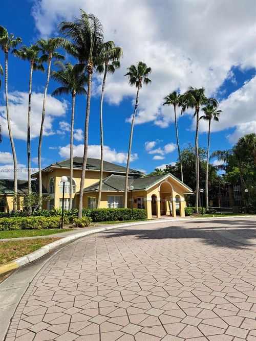 d309-4015 W Mcnab Rd, Pompano Beach, FL, 33069-4970 | Card Image