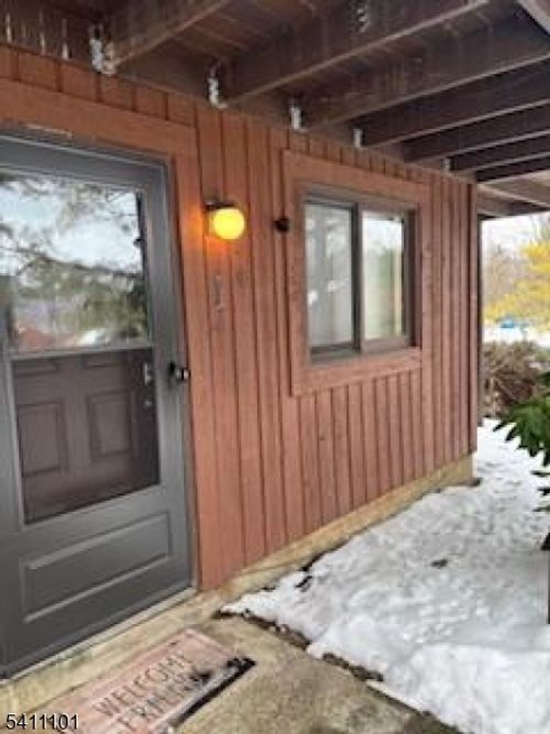 unit-1-12 Stonehill Dr, Vernon, NJ, 07462-5587 | Card Image