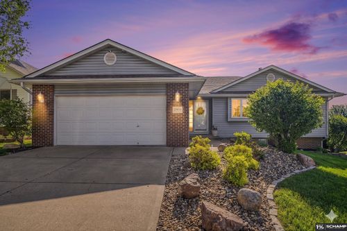 11809 S 53rd Ave, Papillion, NE, 68133-2791 | Card Image