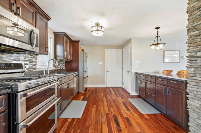 1503 Grandview Way, House other with 5 bedrooms, 3 bathrooms and 2 parking in Sewickley PA | Image 11