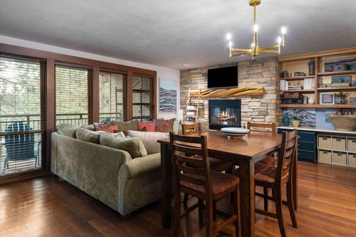 234-18575 Sw Century Dr, Bend, OR, 97702-1950 | Card Image