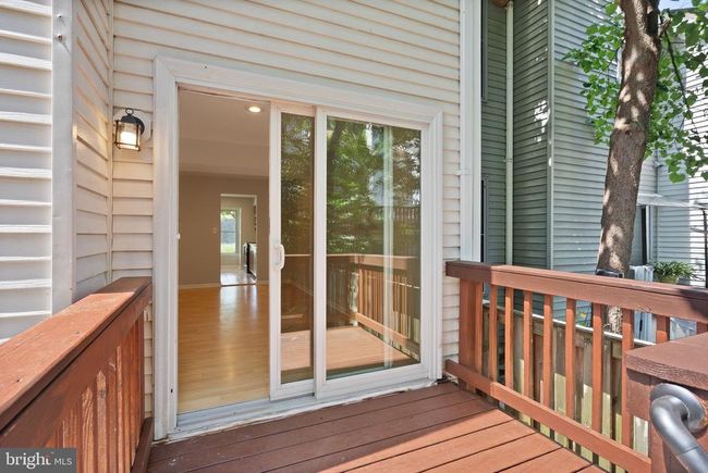 7390 Stream Way, Townhouse with 3 bedrooms, 4 bathrooms and null parking in SPRINGFIELD VA | Image 32