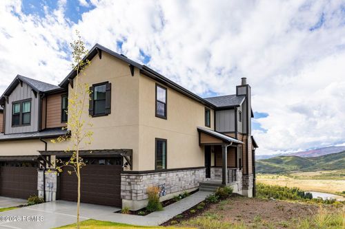6055 N Fairview Dr, Heber City, UT, 84032-4834 | Card Image
