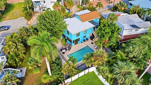 210 Miramar St, FORT MYERS BEACH, FL, 33931-2825 | Card Image