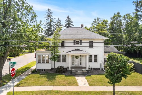 3019 Clark St, STEVENS POINT, WI, 54481-3201 | Card Image