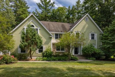 17 Fieldstone Circle, House other with 4 bedrooms, 2 bathrooms and null parking in Hampton NH | Image 1