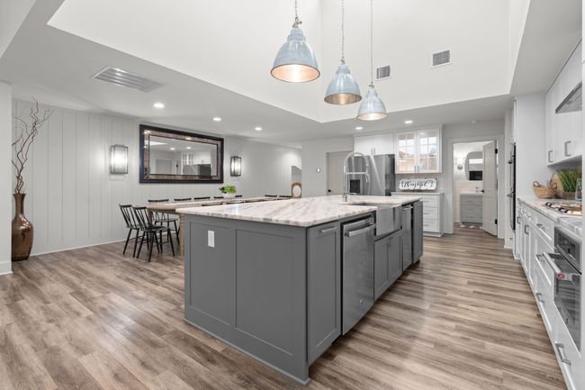 1704 Silverside Dr, House other with 5 bedrooms, 4 bathrooms and null parking in Grapevine TX | Image 5