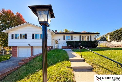 12511 Poppleton Ave, Omaha, NE, 68144-1306 | Card Image