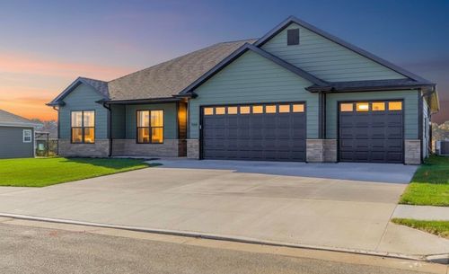 2103 Vinny Ave, Moberly, MO, 65270-4591 | Card Image