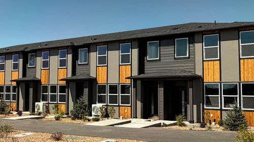 21325 Wilderness Way, Bend, OR, 97702-2394 | Card Image