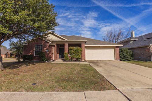 100 Hackberry Trl, Forney, TX, 75126-6883 | Card Image
