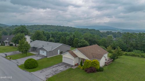 251 Elkview Dr, Duncansville, PA, 16635-6930 | Card Image